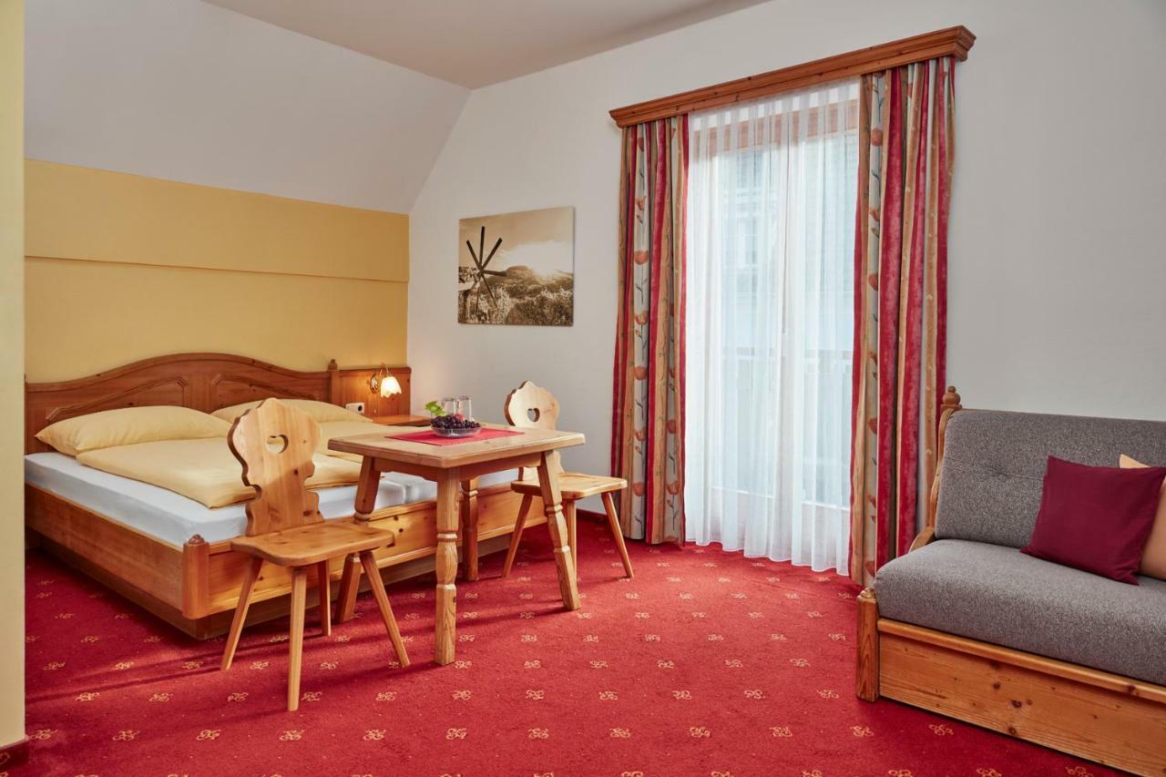Hotel Domittner เคลิช ภายนอก รูปภาพ