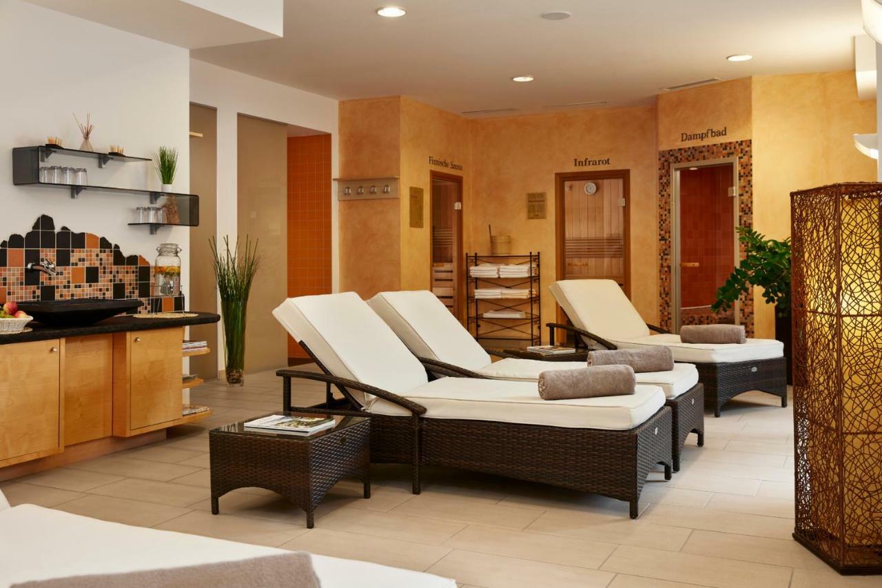 Hotel Domittner เคลิช ภายนอก รูปภาพ
